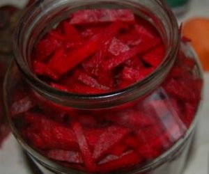 Вкусные и простые заготовки из свеклы на зиму Вкусные и простые заготовки из свеклы на зиму