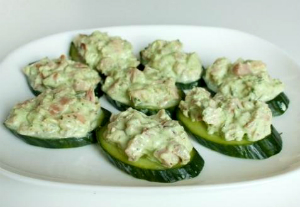 рецепт приготовления Куриная закуска с огурцом