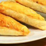 Пирожки с клубникой в духовке — рецепт с фото пошагово. Как испечь духовые пирожки с клубникой из дрожжевого теста? картинки Пирожки с клубникой в духовке — рецепт с фото пошагово. Как испечь духовые пирожки с клубникой из дрожжевого теста? картинки