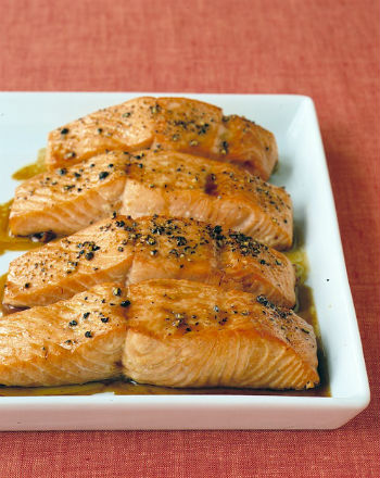 Рецепт лосося, глазированного в соевом соусе