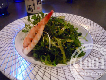 Рецепт салата из морской капусты с креветками