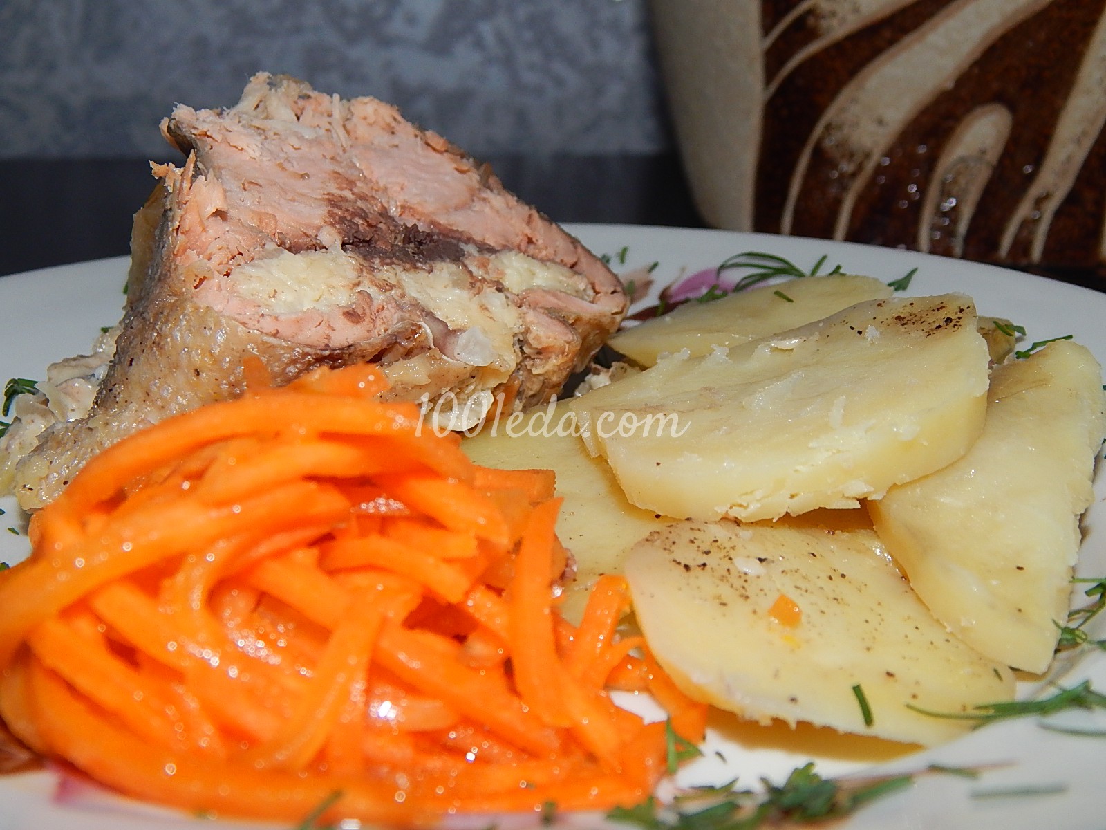 Фаршированная горбуша с сыром и луком: рецепт с пошаговым фото - Шаг №9