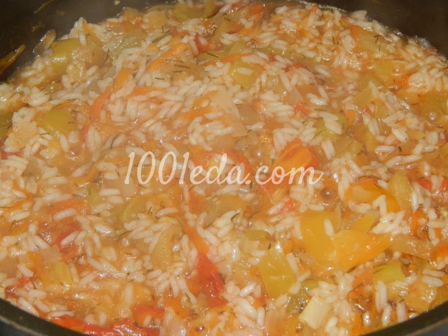 Фаршированные лодочки из баклажана с рисом и овощами: рецепт с пошаговым фото - Шаг №5 Фаршированные лодочки из баклажана с рисом и овощами: рецепт с пошаговым фото - Шаг №5