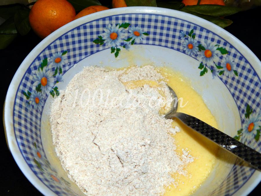 Кекс из цельнозерновой муки с мандаринами и грецкими орехами: рецепт с пошаговым фото - Шаг №5