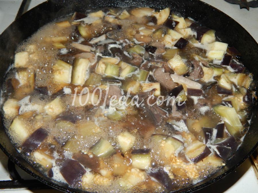 Макароны с грибно-баклажановым соусом со вкусом копченостей: рецепт с пошаговым фото - Шаг №4 Макароны с грибно-баклажановым соусом со вкусом копченостей: рецепт с пошаговым фото - Шаг №4