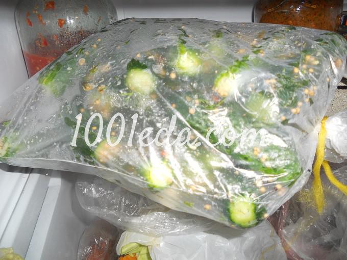 Огурцы малосольные в пакете: рецепт с пошаговым фото - Шаг №5