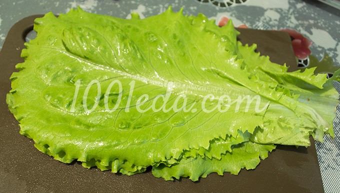 Овощной салат с грибами с пикантным соусом: рецепт с пошаговым фото - Шаг №10