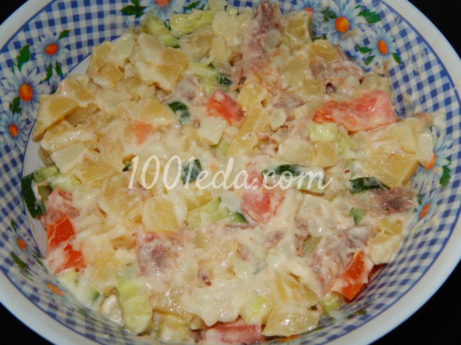 Овощной салат с желейным мясом и чипсами: рецепт с пошаговым фото - Шаг №3