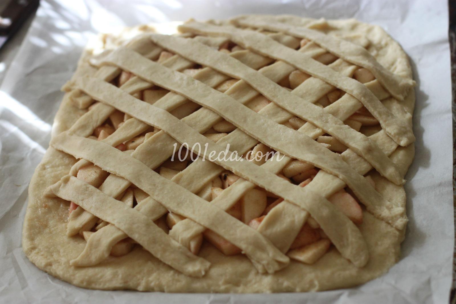 Пирог с яблоками и корицей на дрожжевом тесте: рецепт с пошаговым фото - Шаг №10