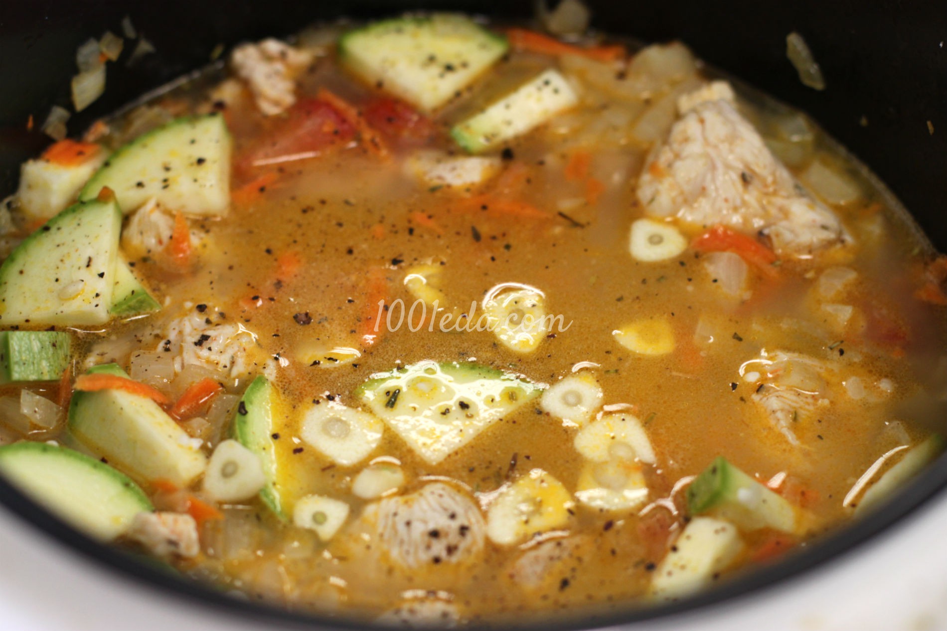 Рисовая каша с куриной грудкой и овощами в мультиварке: рецепт с пошаговым фото - Шаг №4 Рисовая каша с куриной грудкой и овощами в мультиварке: рецепт с пошаговым фото - Шаг №4