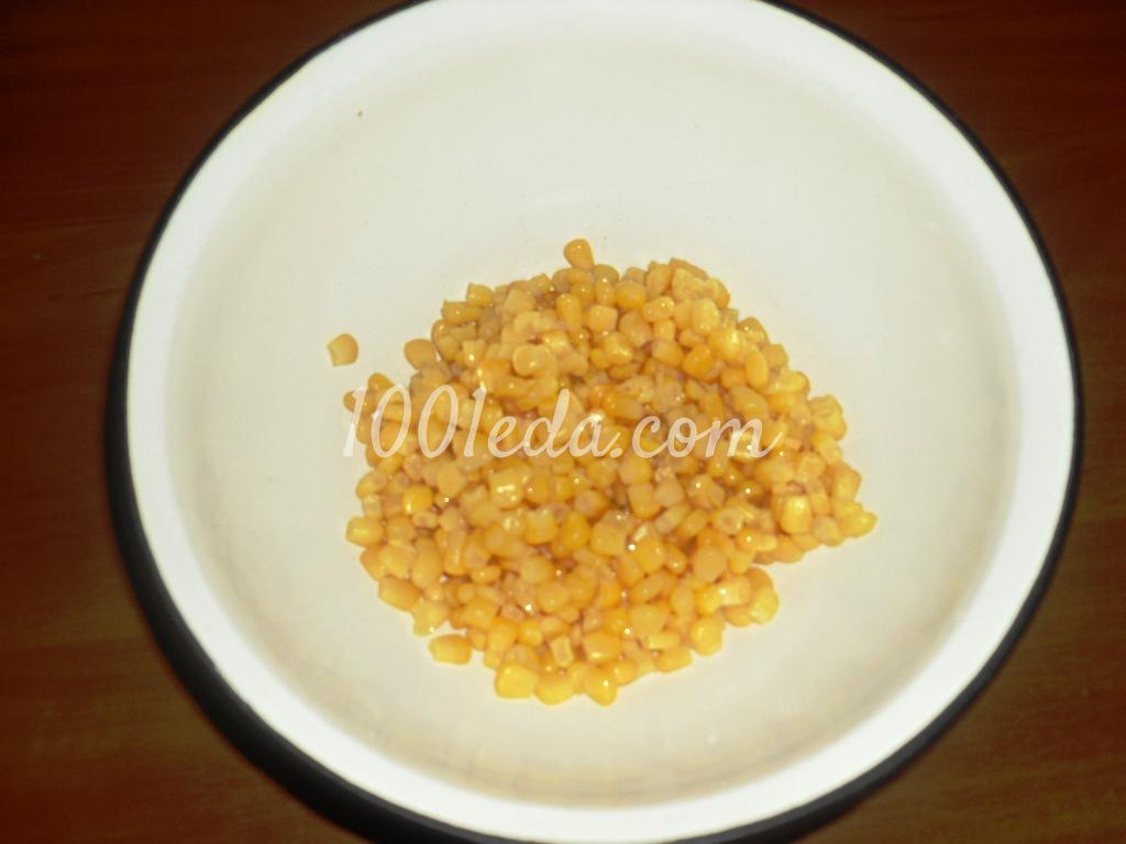 Салат Нежный с печенью, кукурузой и яичными блинчиками: рецепт с пошаговым фото - Шаг №3