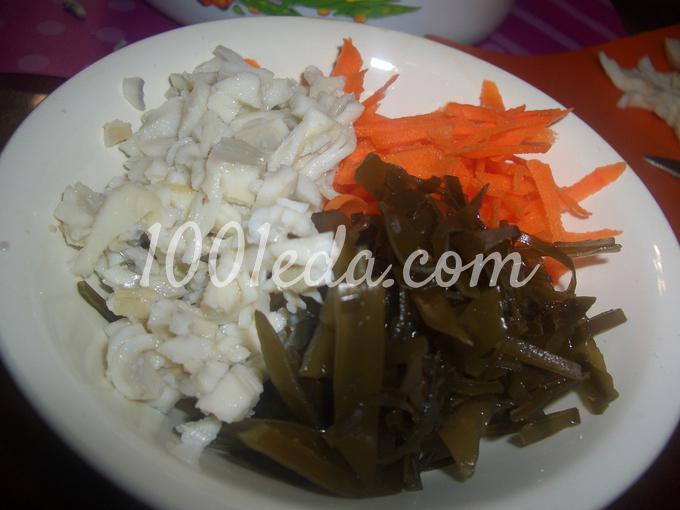 Салат с морской капустой и кальмарами: рецепт с пошаговым фото - Шаг №2