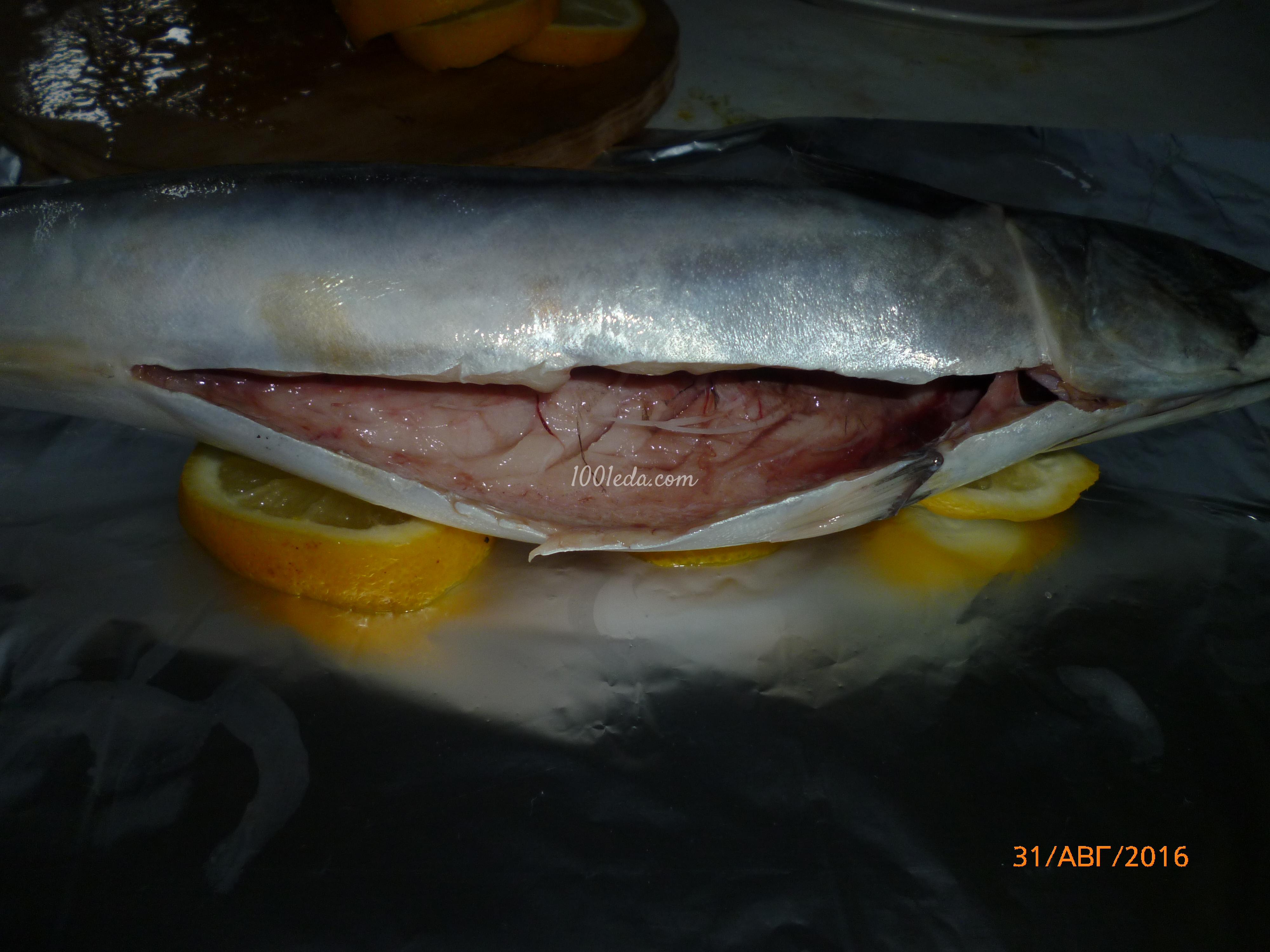 Скумбрия в фольге на мангале в решетке барбекю: рецепт с пошаговым фото - Шаг №1