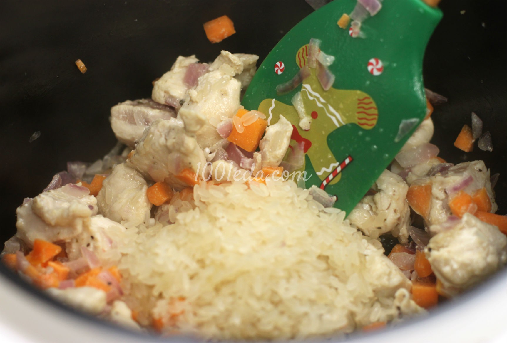 Тушеная капуста с рисом и куриной грудкой в мультиварке: рецепт с пошаговым фото - Шаг №2