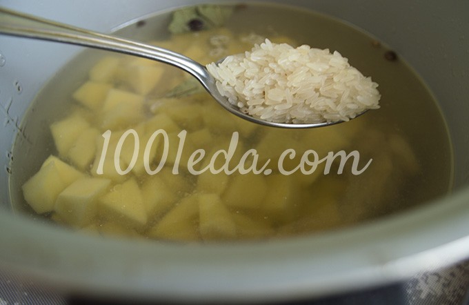Зеленый суп с яйцом пашот в мультиварке: рецепт с пошаговым фото - Шаг №15