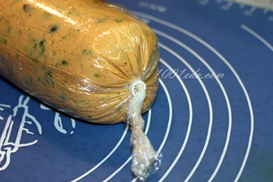 Домашняя колбаса из курицы с манной крупой и маслинами: рецепт с пошаговыми фото