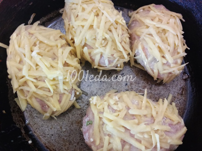 Нежные котлетки с начинкой в картофельной панировке: рецепт с пошаговым фото