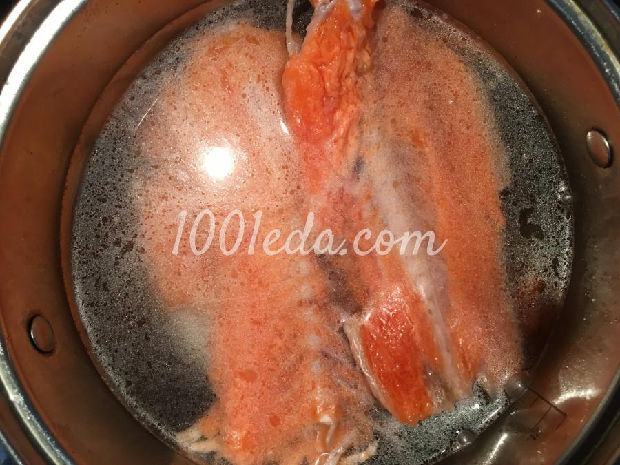 Суп из лосося с грибами: рецепт с пошаговым фото - Шаг №1