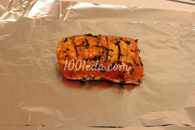 Запеченная свиная корейка с базиликом и паприкой: рецепт с пошаговым фото