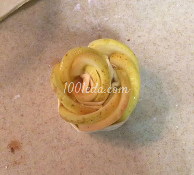 Розы из яблок: рецепт с пошаговым фото