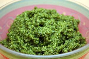 рецепт приготовления Салатная заправка с зеленью и луком.