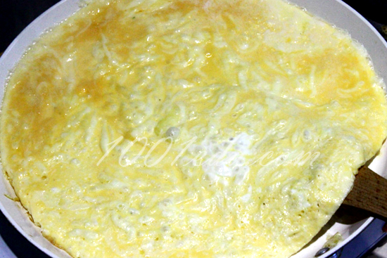 Детская яичница с брынзой или сыром
