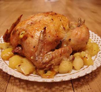 Курица запеченная с картофелем