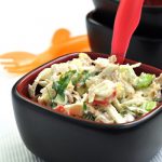 рецепт Салат из редиса с крабами
