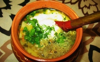 Как приготовить суп из грибов и картофеля, заправленный йогуртом