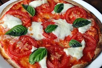 Рецепт классической пиццы «Маргарита» 