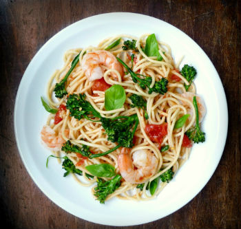 Рецепт спагетти с креветками и брокколи