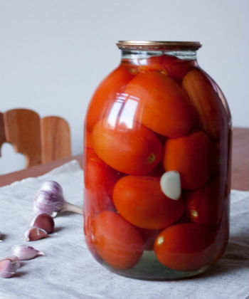 Рецепт маринованных помидоров на зиму