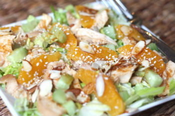 Рецепт салата «Маэстро с курицей и апельсинами