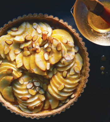 Яблочный пирог с миндалем