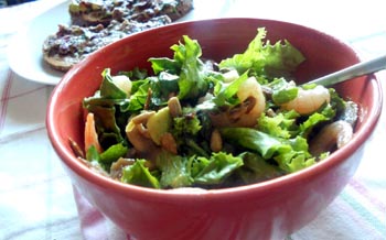 Рецепт салата с грибами и креветками