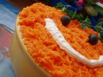 Салат селедка под шубой из моркови 