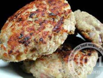 Рецепт куриных котлет с нежной начинкой