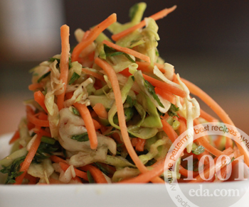 Как приготовить салат из капусты с корнем сельдерея