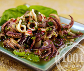 Как приготовить тайский салат с кальмарами и кунжутом