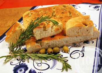 Рецепт итальянского хлеба с оливками