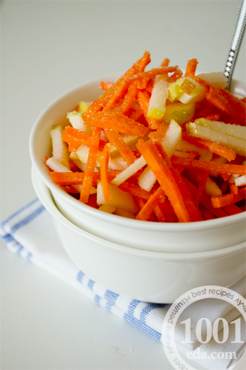 Детский салат с морковкой и яблоком: рецепт с пошаговым фото 