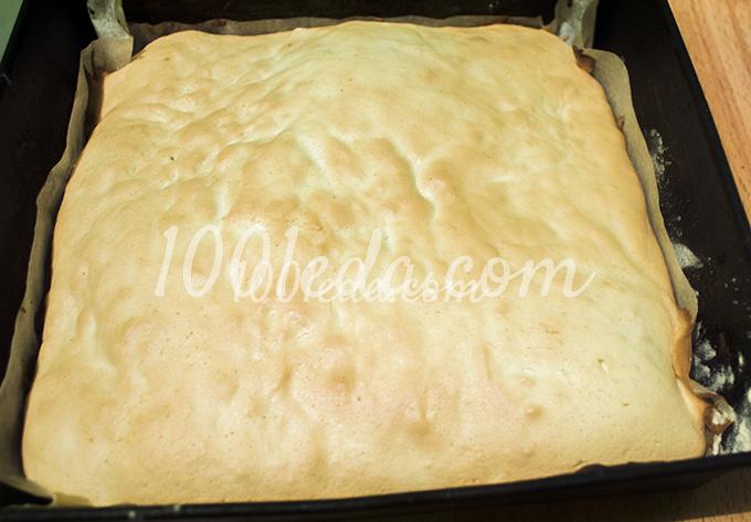Бисквитный рулет со сгущенкой и орехами: рецепт с пошаговым фото №10