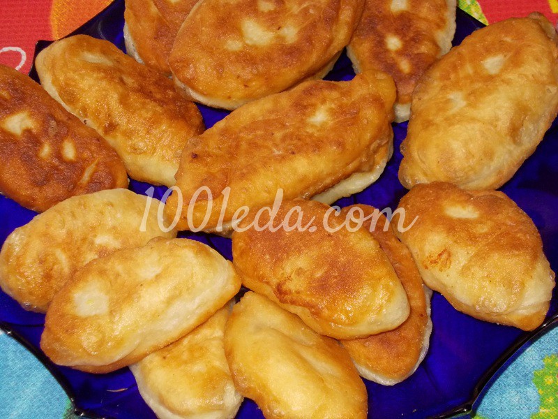 Дрожжевые пирожки с картошкой на тесте с добавлением картофельного пюре: рецепт с пошаговым фото