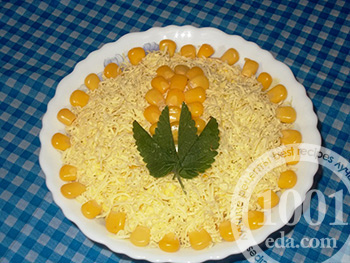 Рецепт салата из ананасов и кукурузы