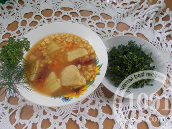 Рецепт горохового супа с курицей и свеклой