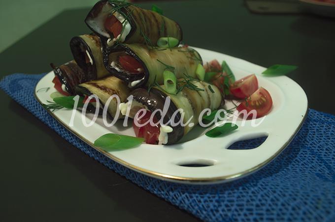 Рулетики из баклажанов со сливочным сыром и помидорами: рецепт с пошаговым фото