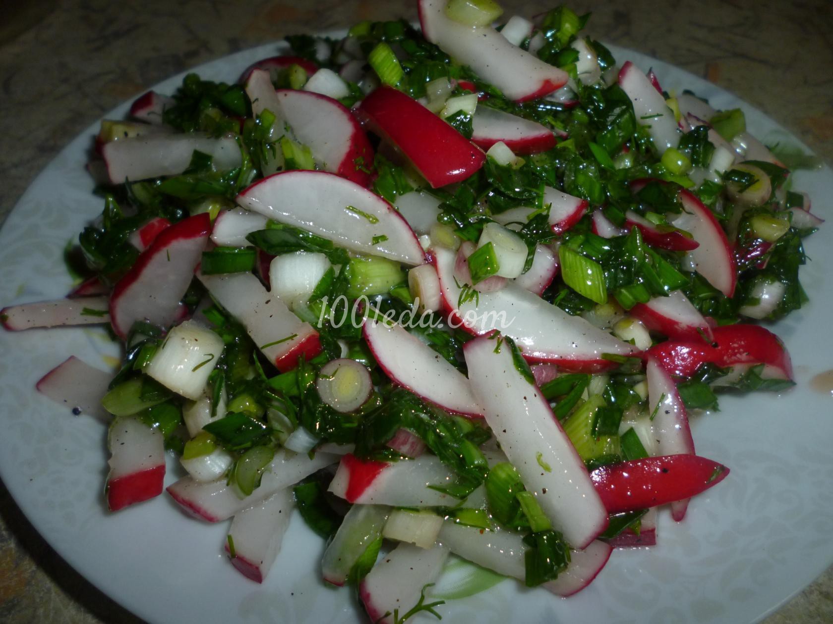 Ароматный весенний салатик с редиской и молодым чесноком: рецепт с пошаговым фото