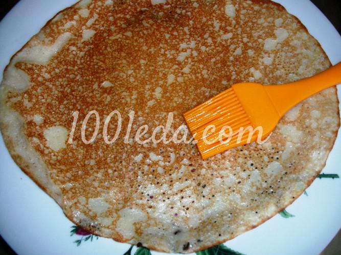 Блинный пирог Улитка с творожным кремом и вишневым желе: рецепт с пошаговым фото - Шаг №4