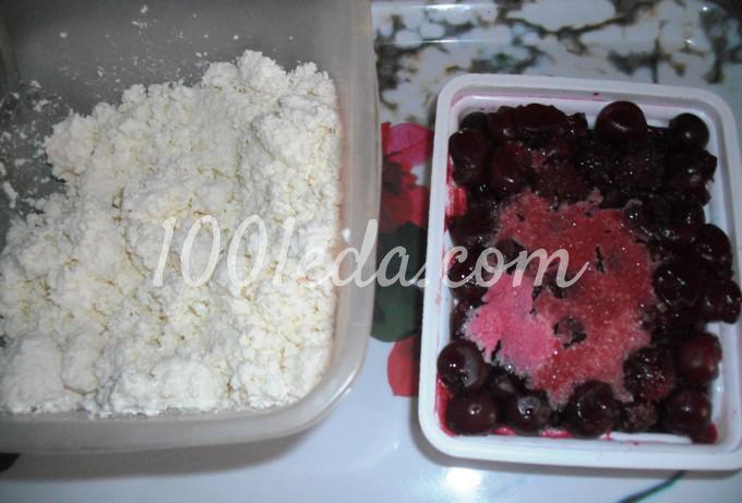 Блинный пирог Улитка с творожным кремом и вишневым желе: рецепт с пошаговым фото - Шаг №5