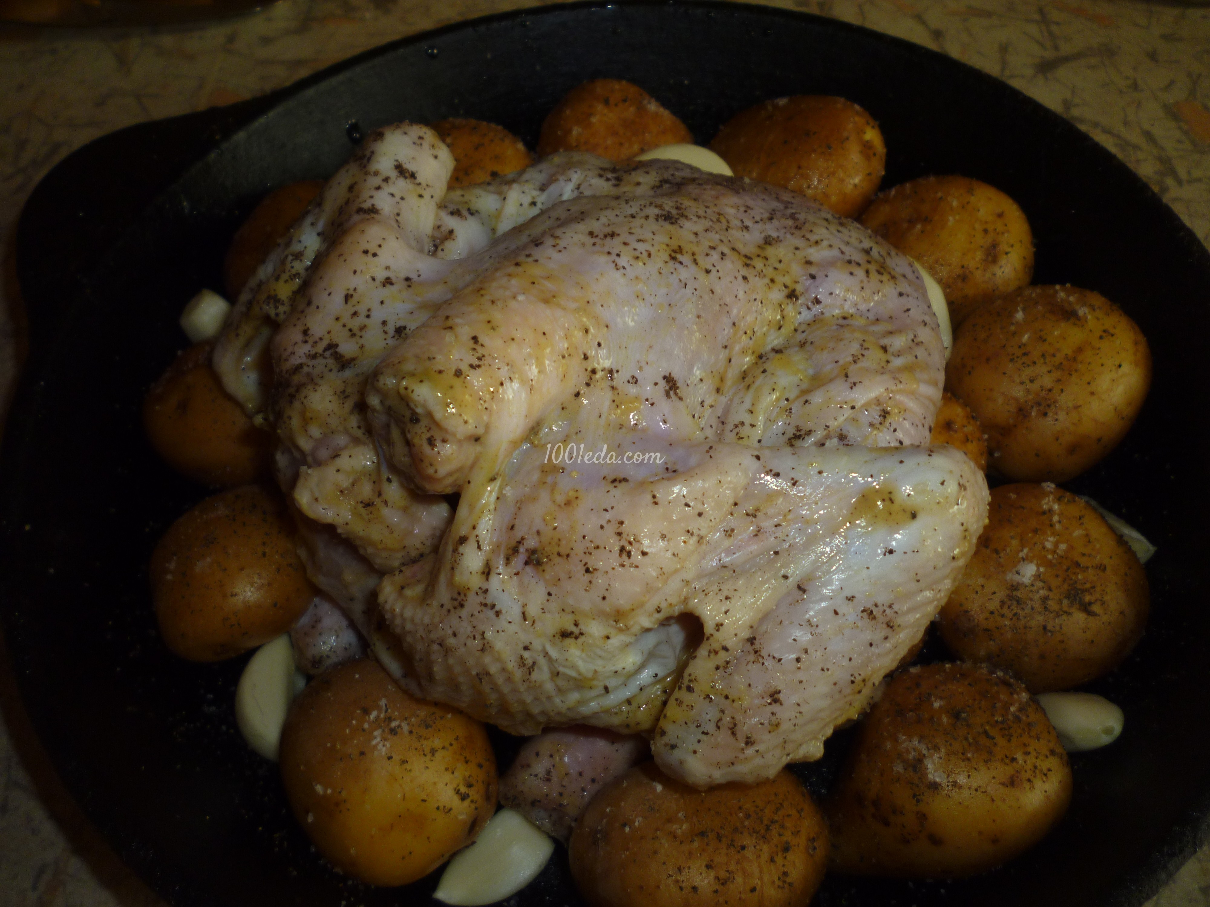 Цыпленок с картошкой и черносливом в духовке: рецепт с пошаговым фото - Шаг №3